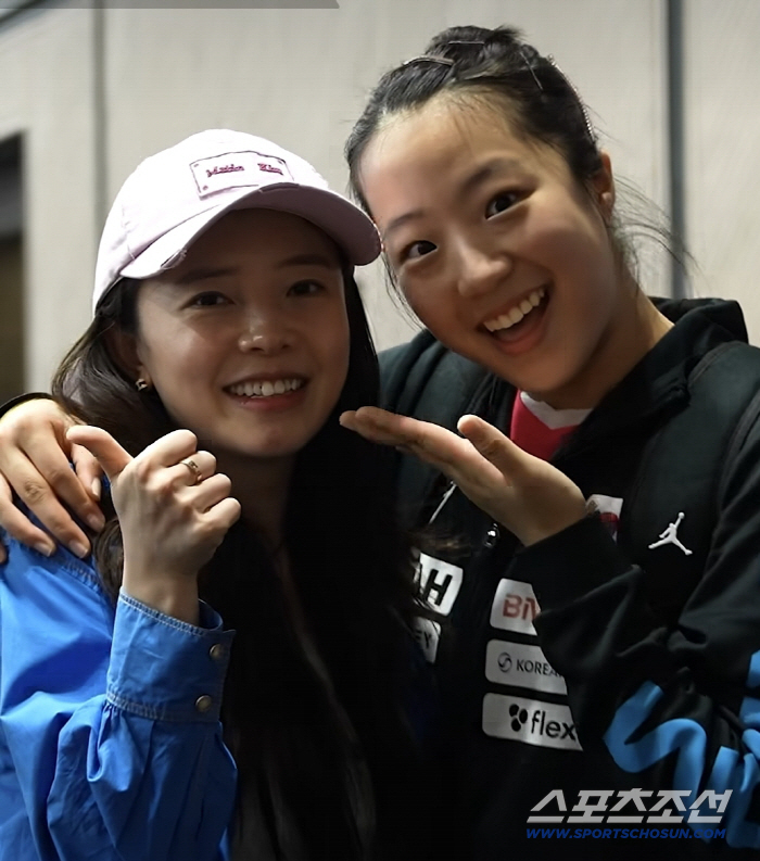 Strong heart attack table tennis → The first four-leg change in singles is my strength not to be afraid!