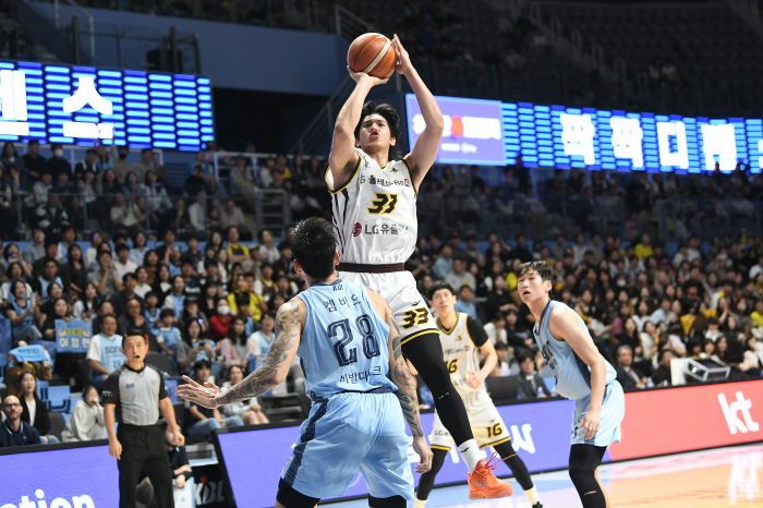17 mistakes Changwon LG, Cal Tamayo → Asem Maray double-double, Goyang Sono 8074 overpowered