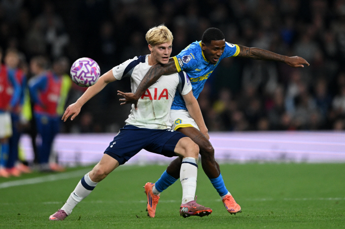  Tottenham transfers £100 million in operating funds from parent company