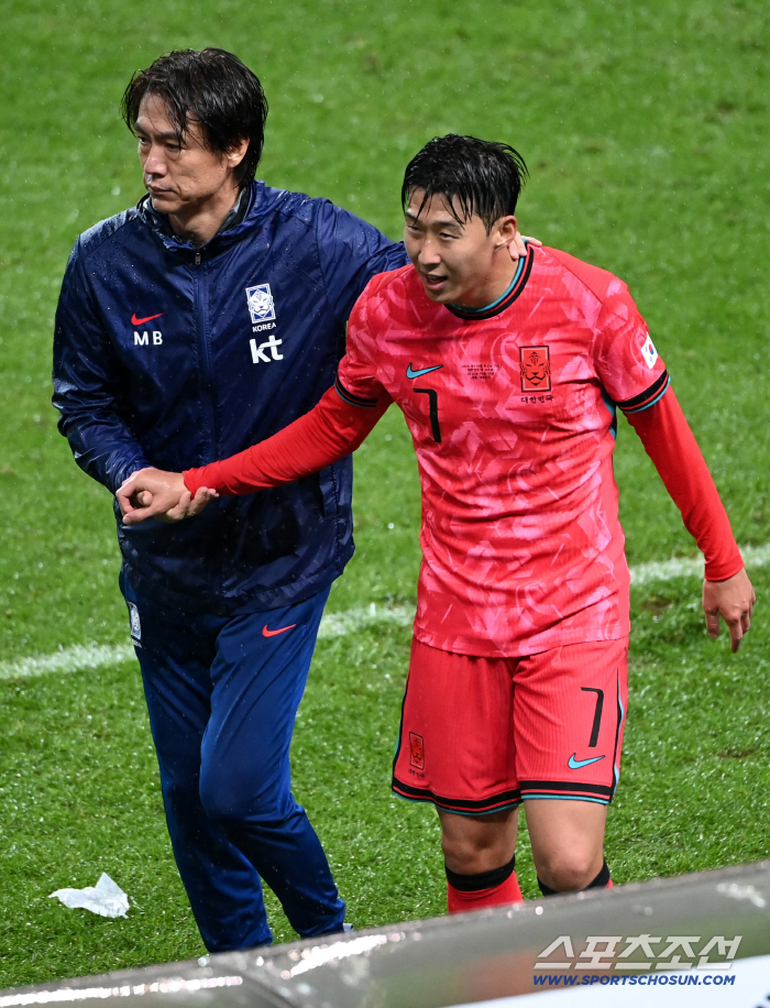 The World Cup finals are important. I learned a lot from Coach Hong Myung-bo against Brazil