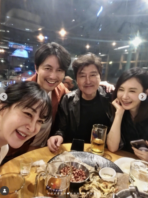 Out-of-wedlock and top-secret marriage Jung Woo-sung laughed with Song Kang-ho, who caught his first private seat