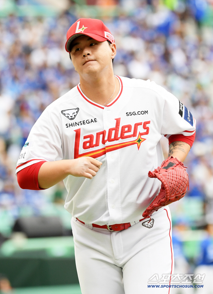 Here's a pitcher who's watched all 50 Diaz home runs! → I'm trying to find a weak spot..