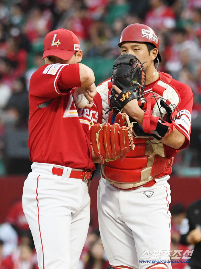 It's autumn. Dopamine is so much fun for other team fans! → Furado came out in the bottom of the ninth inning after the iron wall finish was broken! 