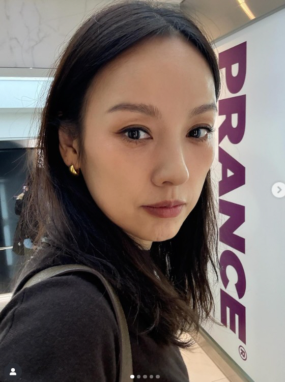 Lee Hyori Shares Natural Makeup Look and Warm Moments with Lee Sang-soon
