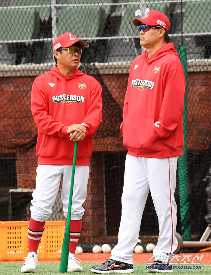  Coach Cho Dong-hwa Lee Sung-yong's fall baseball variable is rain