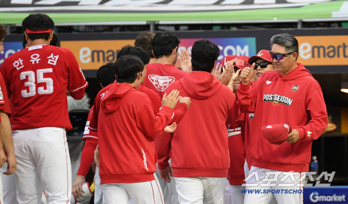  Director Lee Sung Yong's happiness