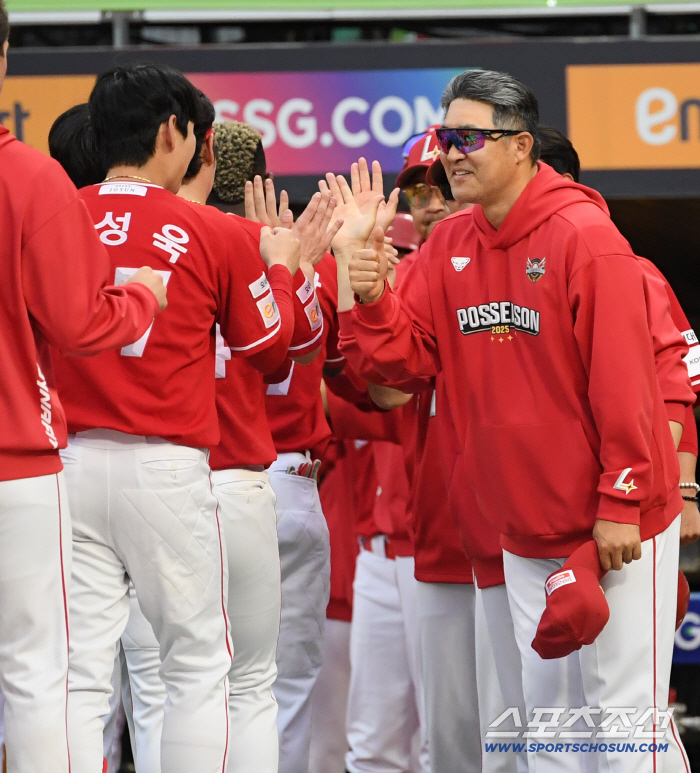  Kim Sung-wook takes off his head coach's hat and respects him