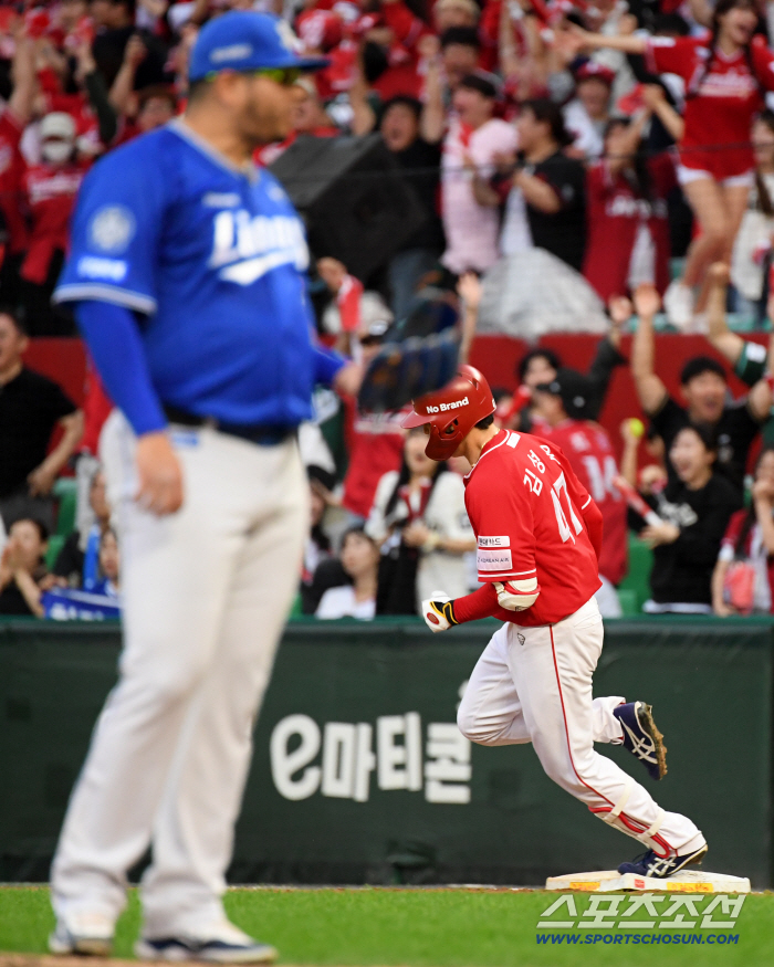 Why is Furado coming out from there? Kim Sung-wook's turnaround in the bottom of the 9th inning is over! SSG 43 Overpower Samsung → Go to Daegu with 1 win and 1 loss 