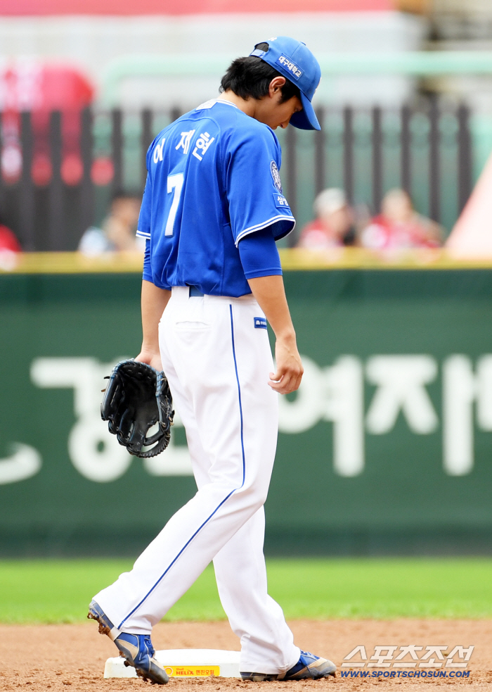 Did Samsung really lose because of Lee Jae-hyun's mistake → Why did national shortstop coach Park Jin-man defend Lee Jae-hyun