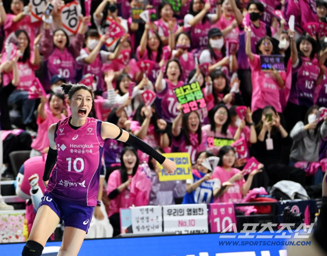 Finally, volleyball empress retirement ceremony is confirmed...Heungkuk Life without Kim Yeon-koung announced a new start