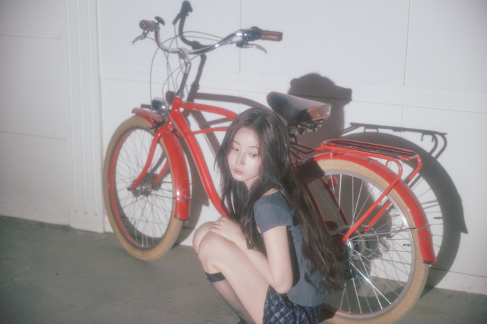 NMIXX to Drop First Full Album ‘Blue Valentine’ on Oct. 13