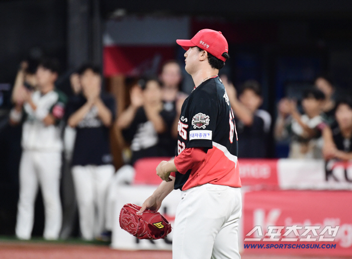 If it weren't for the 10R Shinhwa rookie pitcher, where did all the national teams finish and must-win groups go that would have been humiliated