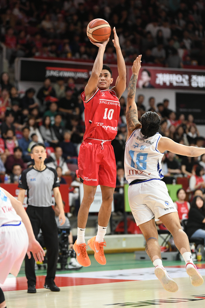 Seoul Samsung Returns to Jeonggwanjang's Sweat to 50% Winning Rate...Jeong Kwan-jang, who lost to 8083, failed to leap to the first place alone