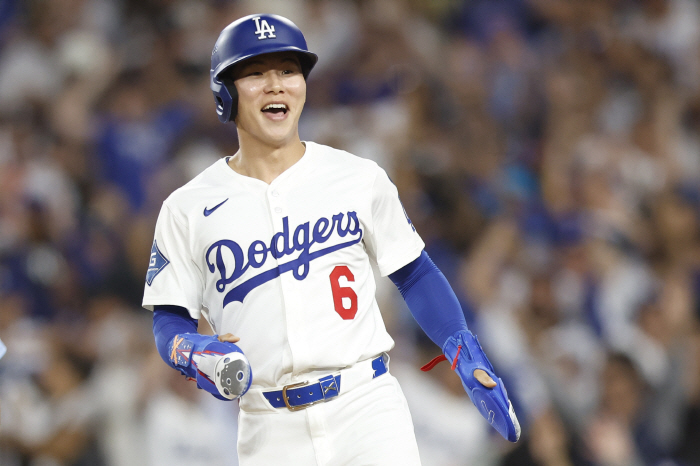 Kim Hye-sung is on the verge of being eliminated from NLCS... Announcement of reducing one media beast