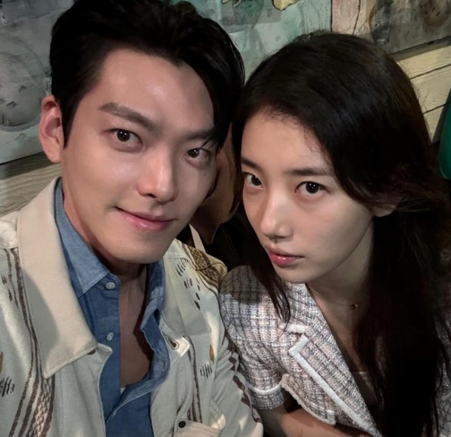 Kim Woo-bin and Suzy Show Off Warm Chemistry Behind the Scenes