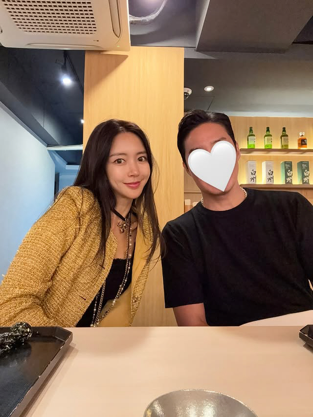 Lee Philip, the second generation of chaebol, ♥ Park Hyun-sun and the class who take care of their wedding anniversary twice are impressed