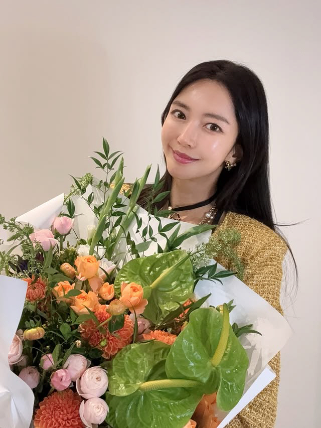Lee Philip, the second generation of chaebol, ♥ Park Hyun-sun and the class who take care of their wedding anniversary twice are impressed