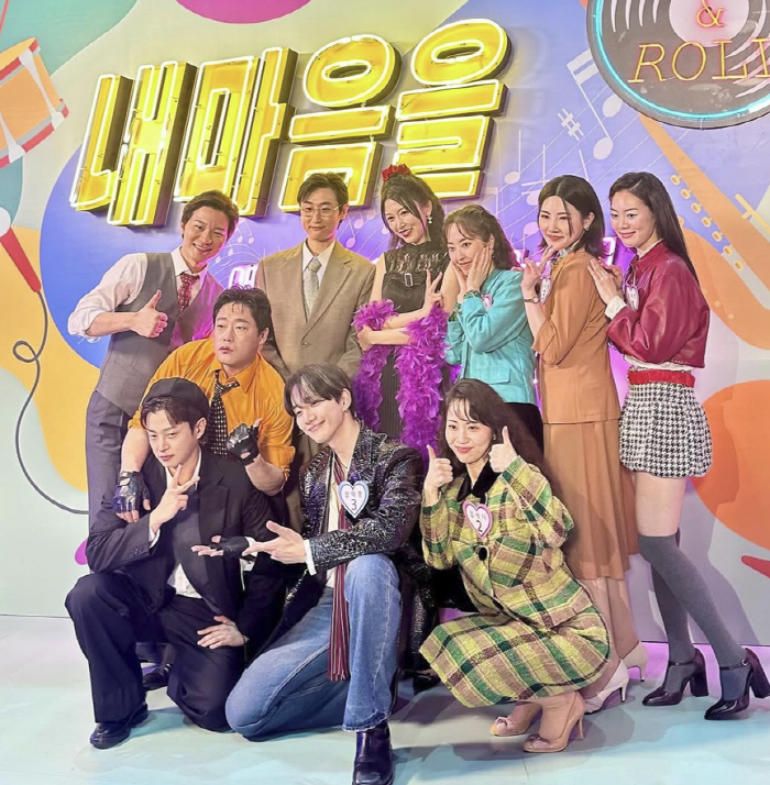 Lee Sun-young's face has changed significantly since leaving KBS..Netizens are saying, 'Who is it? I can't recognize you.' 