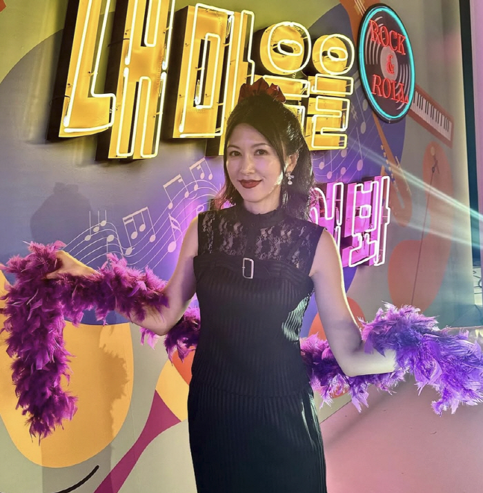 Lee Sun-young's face has changed significantly since leaving KBS..Netizens are saying, 'Who is it? I can't recognize you.' 