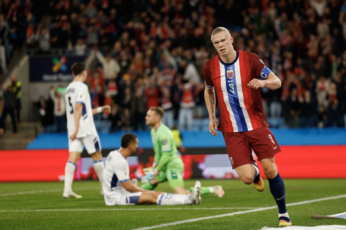 PK missed No. 2 → Hat trick  50 goals in the shortest period of time, monster Holan's crazy middle man, Norway's 6th consecutive win  Group 1 World Cup straight walk