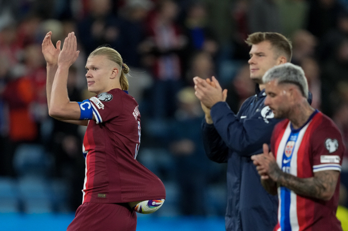 PK missed No. 2 → Hat trick  50 goals in the shortest period of time, monster Holan's crazy middle man, Norway's 6th consecutive win  Group 1 World Cup straight walk