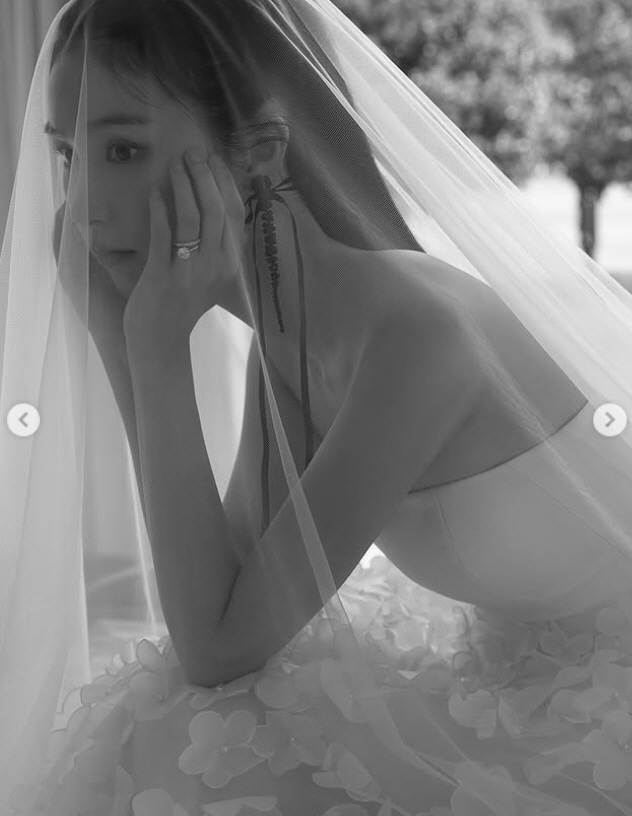 'Yuri cousin' Vivienne, ♥ Kush, married after 9 years of dating, 'Love like fate...'I'll live a pretty life'