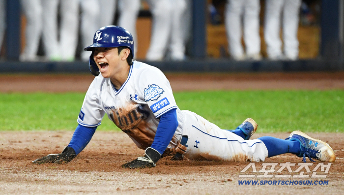 I need to move Lee Jong-wook's profession, meeting Kim Ji-chan, and realizing it. Val baseball prowess that destroyed Anderson of steel plate only in 3 innings 