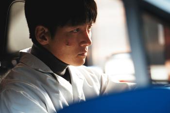 Ji Changwook, how many faces do you have..A new image to be shown with sculptural illustrations