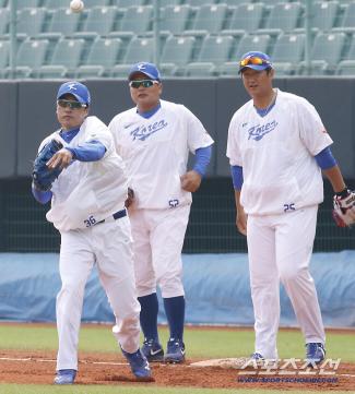 Lee Seung-yeop, Lee Dae-ho, Kim Tae-kyun, and Park Byung-ho, who were overflowing, were skinny, so I took them out altogether