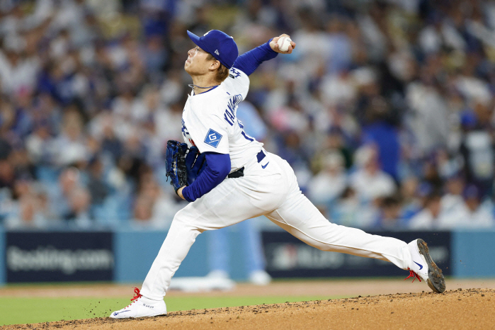 Matchmaker Roberts Reveals His True Tide About Pitcher OhtaniOur NLCS powers are Snell and Yamamoto