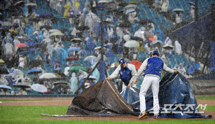  3rd round of semi-PO suspended due to autumn rain