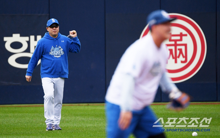  Director Park Jin-man believes in hitters