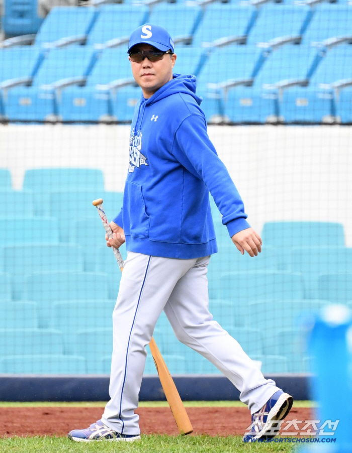  Director Park Jin-man, start with ease
