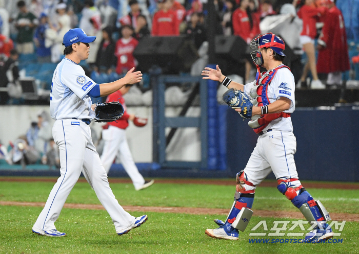  KIM JAE YOON kept his victory