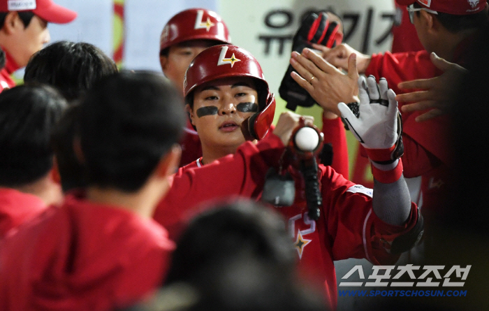  SSG Ko Myung-jun's two-run shot in the 9th inning
