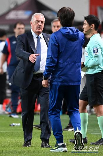  The South American qualifying round doesn't work...Paraguay Coach Korea's Three Backs Has Enough Competitiveness in Final Round
