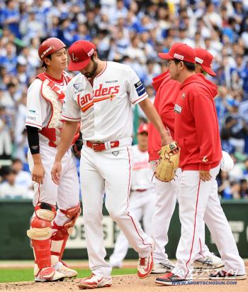 I have something to tell you. The plea of 1.4 billion pitchers with long pride, variables in Game 4 will arise 