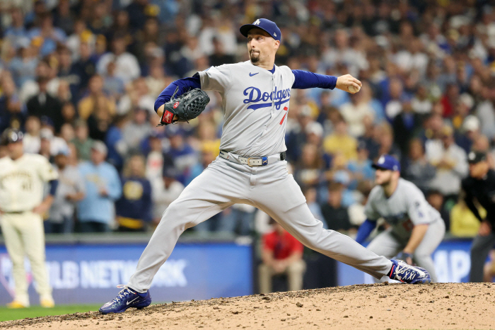I want to see the Dodgers' first starter SON! Click ceremony → See you soon!