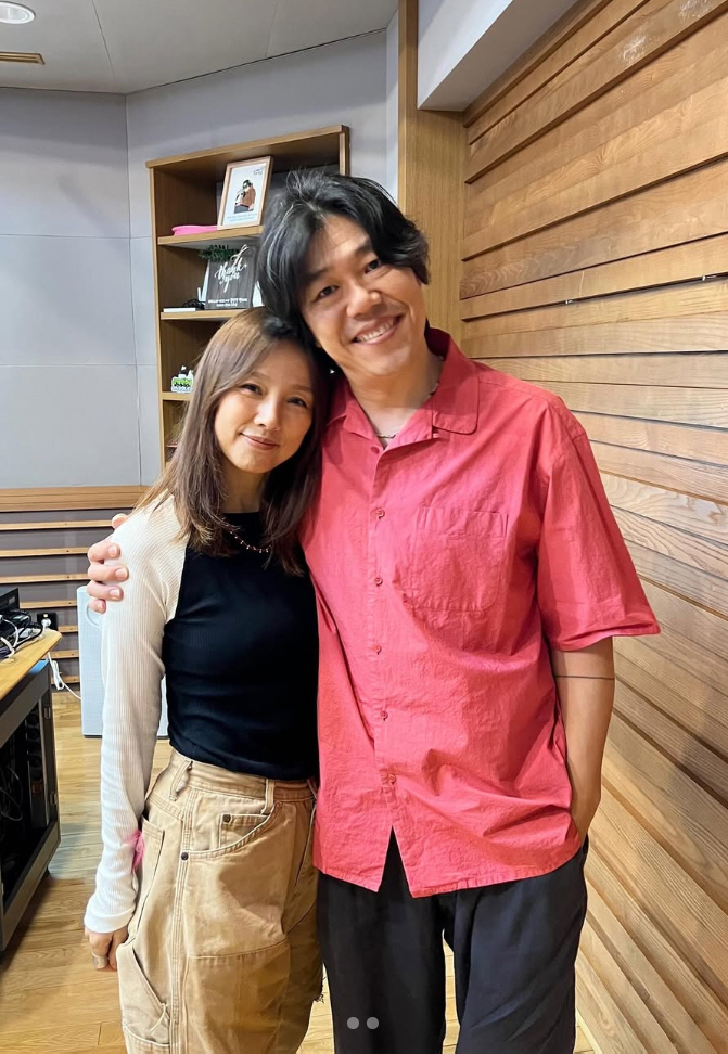 Lee Hyo-ri, after going to work early in the morning at the yoga center ♥ Lee Sang-soon..I saved my husband with a handwritten letter and a snack