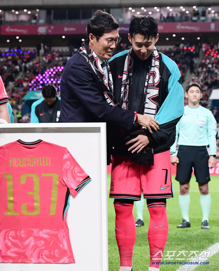  Cha Bum-keun Son Heung-min, congratulations on 137 games