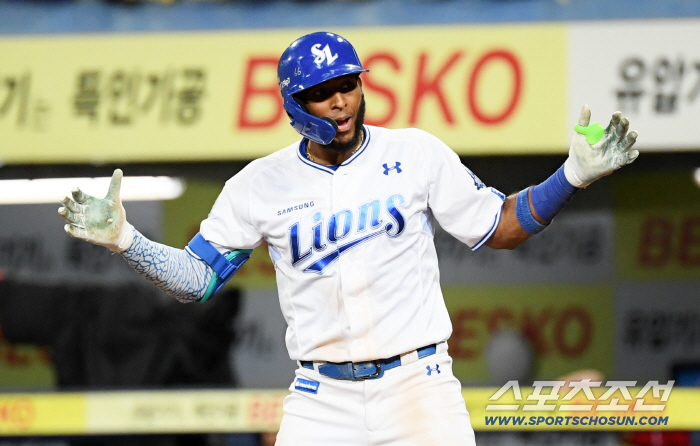  Diaz, the Samsung home run king