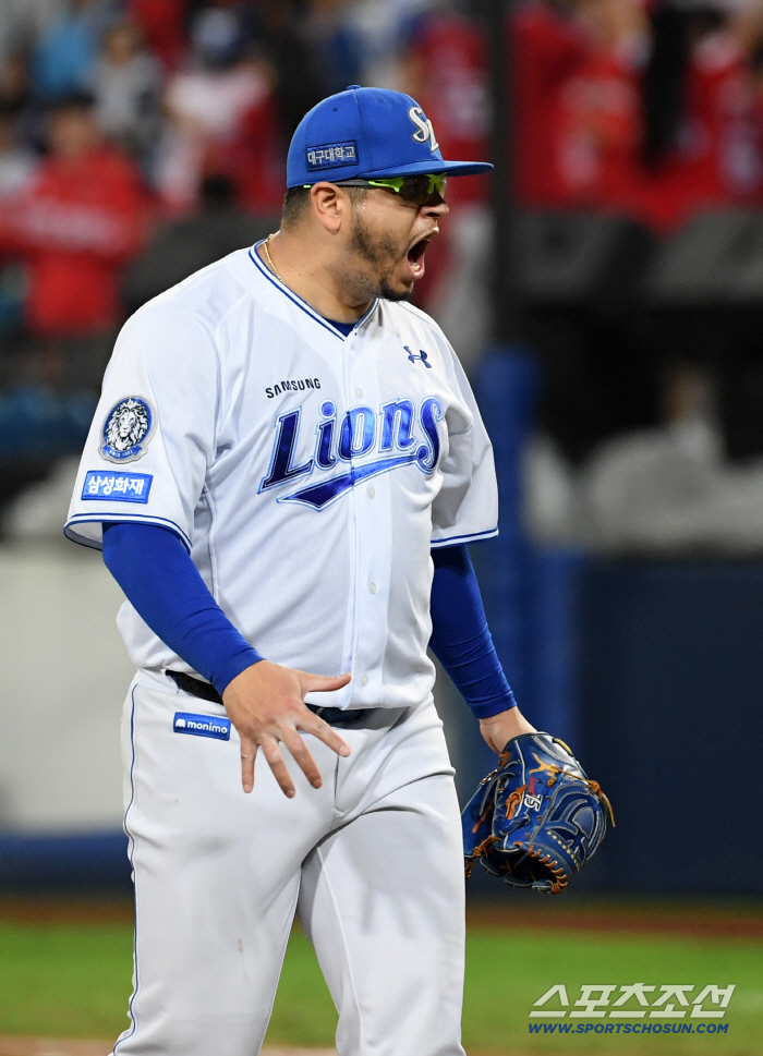  Even if the ace is alive, the autumn baseball roars