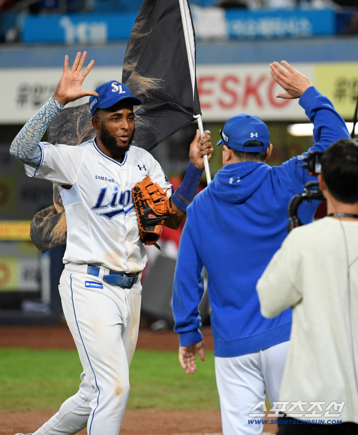  Samsung Diaz Park Jinman is definitely the home run king
