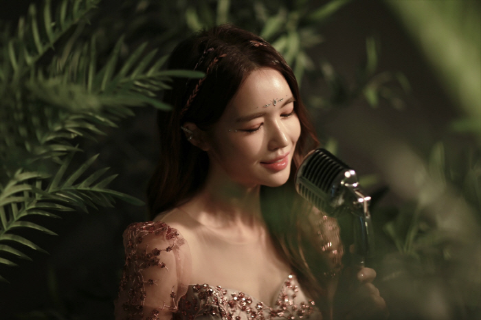 Popera Soprano Ashley Decorates the Opening Stage of the 2025 Seoul Ballet Festival