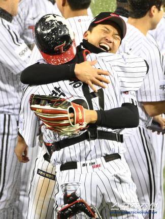 Why were the two 35-year-old LG veterans awkwardly selected for the young national team? The huge meaning hidden in it