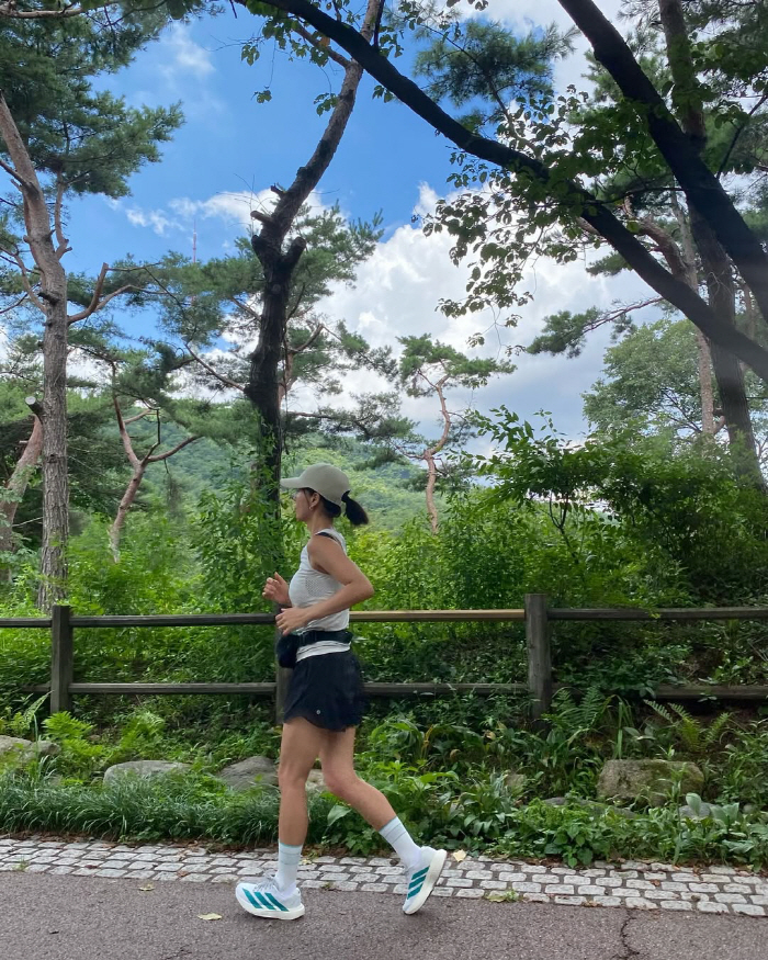 51-year-old Jeong Hye-young, certified as a muscular couple with abs ♥ Shawn revealed after putting up a crop top