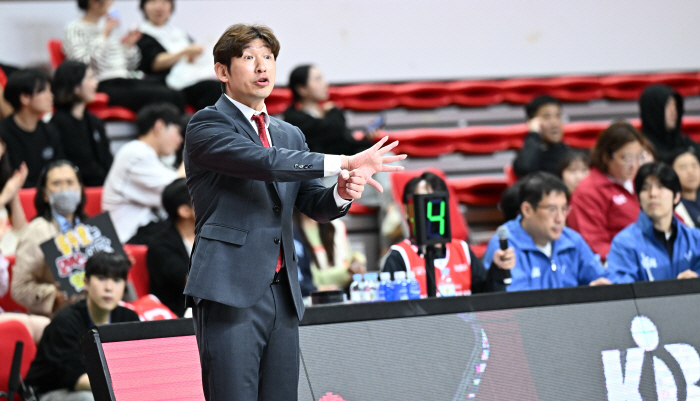 Director Yang Dong-geun's bitter criticism  Hammons' support and alternative. There's a reason for the reversal of Hyundai Mobis