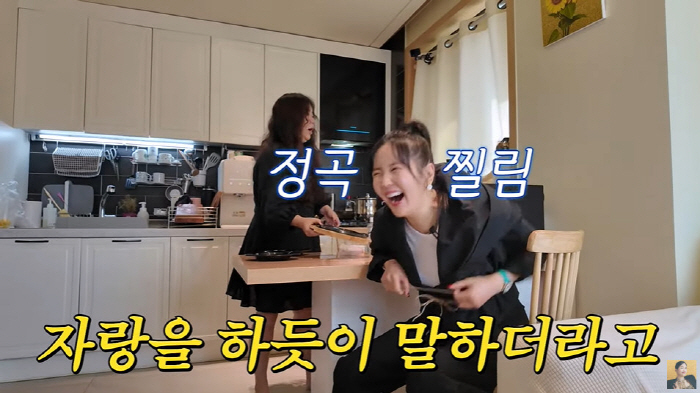 Jang Young-ran was pointed out as a celebrity disease after shouting A-listLuxury bag  watch over-damage (A-class Jang Young-ran)
