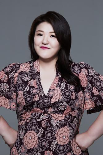  I joined hands with Lee Jung-eun, Lee Kuk-joo, who left...Annick Ends Exclusive Contract for ANTI