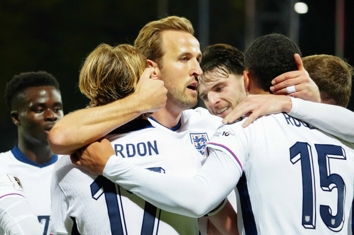 Winning this time? England is the first in Europe to go to North Korea, China, and the U.S. with six wins, 18 goals and no goals. Perfect itself